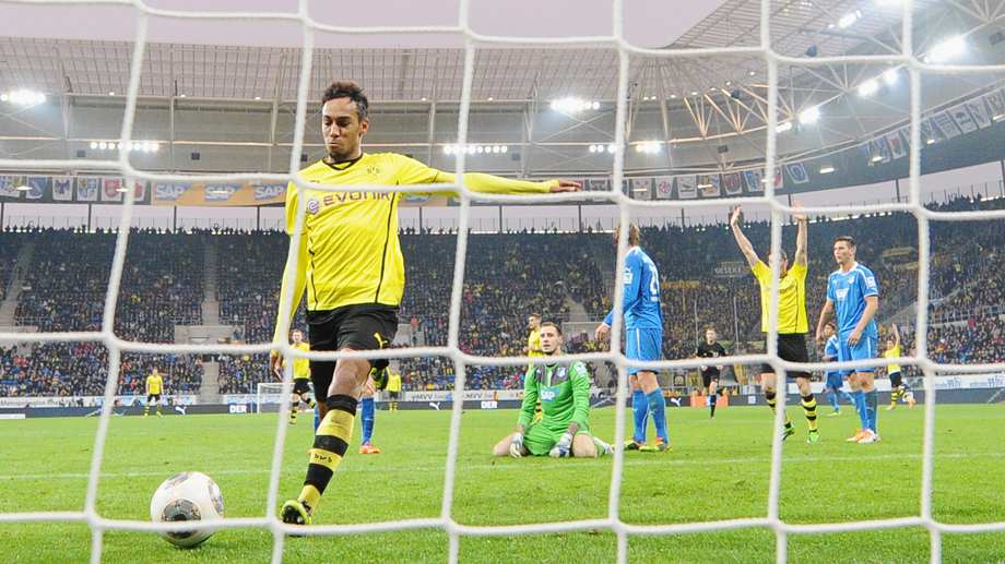 هوفن هایم ۲-۲ دورتموند / هفته ی شانزدهم|تساوی دورتمند اختلاف این تیم را تا صدر جدول به 12 امتیاز رساند.