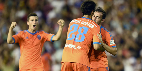 شادی مهاجم والنسیا|والنسیا 2-1 آث میلان / دیدار دوستانه