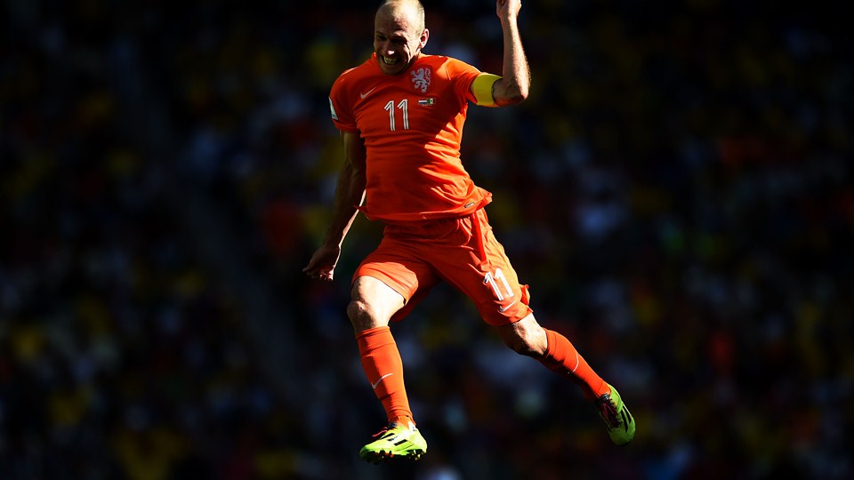 آرین روبن|خوشحالی آرین روبن ، مهاجم هلند بعد از گل دوم هلند.