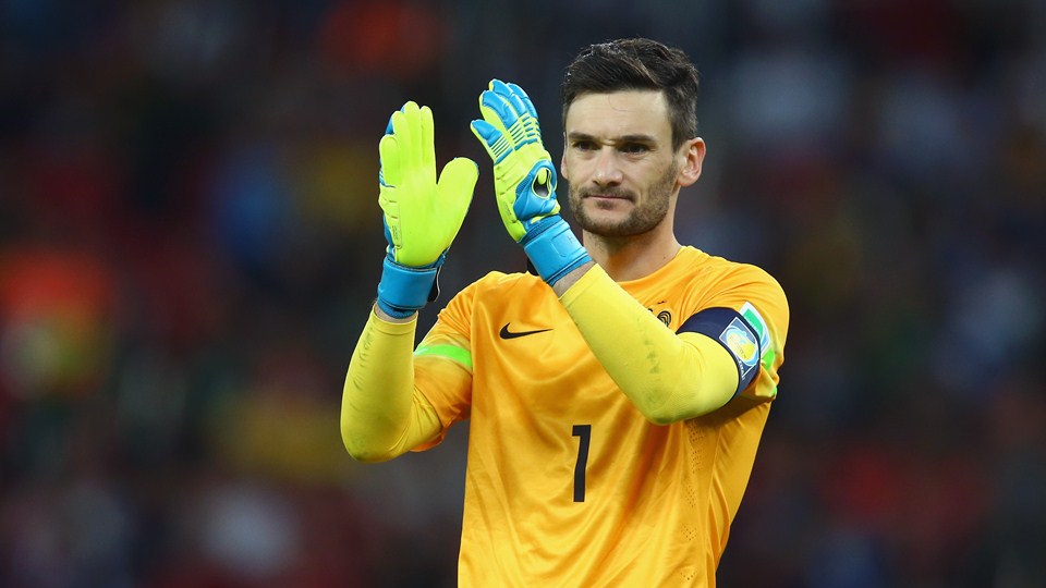 هوگو لوریس|پاسخ گلر تیم فرانسه هوگو لوریس به ابراز احساسات هوادارنشان .