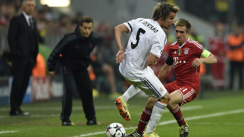 کوئنترائو - فیلیپ لام|دو دفاع کناری با سرعت دو تیم رو در روی هم