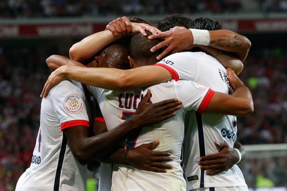 شادی بازیکنان پی اس جی|ليل 0 - 1 پاریس سن ژرمن / لوشامپیونه