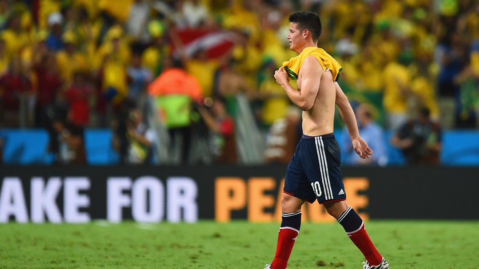 جیمز رودریگز|حسرت جیمز رودریگز ، مهاجم گلزن کلمبیا بعد از پایان بازی.