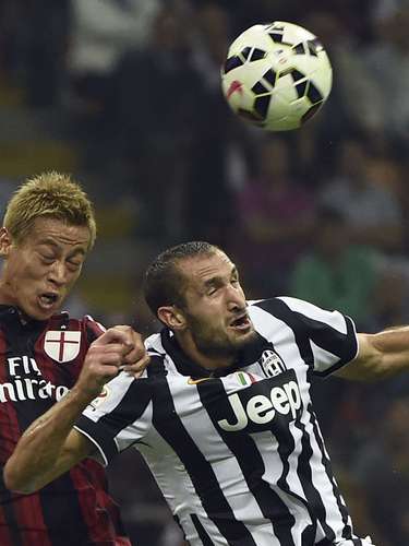 جورجیو کیه لینی - كيسوکه هوندا|میلان 0-1 یوونتوس‬‎ / سری آ