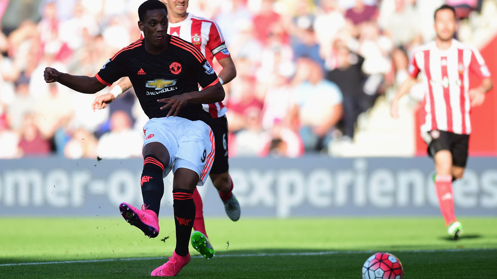 آنتونی مارتیال|ساوتهمپتون 2 - 3 منچستر یونایتد / لیگ جزیره / گزارش تصویری