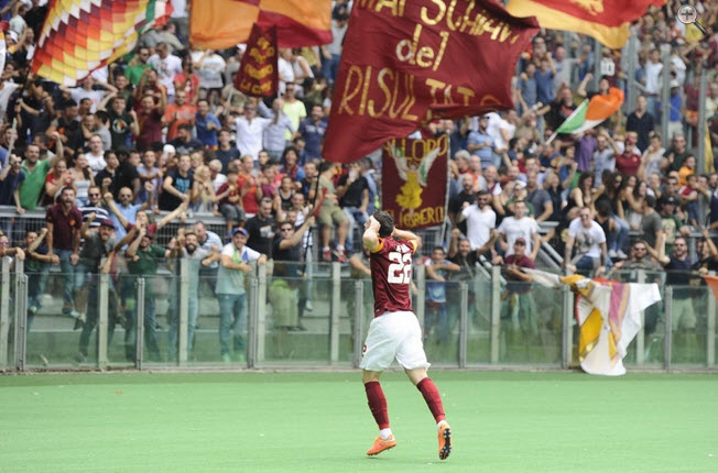 شادی بازیکن رم بعد از گلزنی|رم 2-0 کالیاری /  سری آ