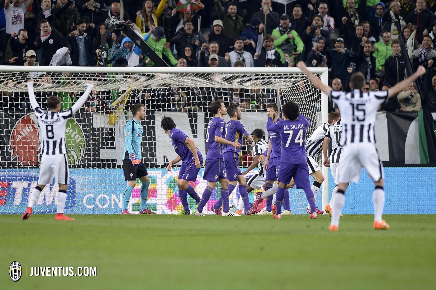 شادی بازیکنان یووه|یوونتوس 3 - 2 فیورنتینا / سری آ