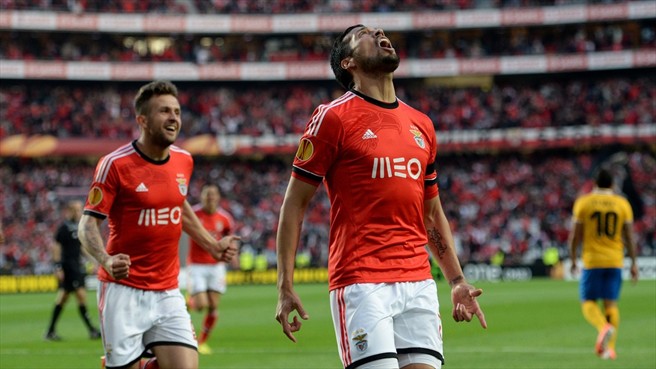 گارای|خوشحالی گارای از صحنه ای دیگر