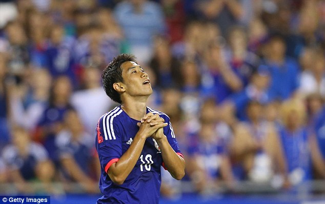 شينجی کاواگا|حسرت شینجی کاگاوا بعد از هدر دادن موقعیت گلزنی.