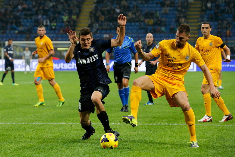 اینتر میلان - ورونا هفته ی نهم|اینتر میلان با نتیجه ی چهار بر دو ورونا را از پیش رو برداشت.