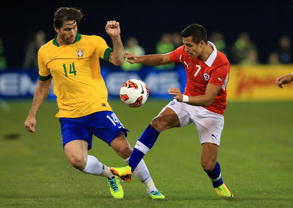 برزیل ۲-۱ شیلی/بازی دوستانه|برزیل با گل های هالک و روبینیو از سد شیلی گذشت...