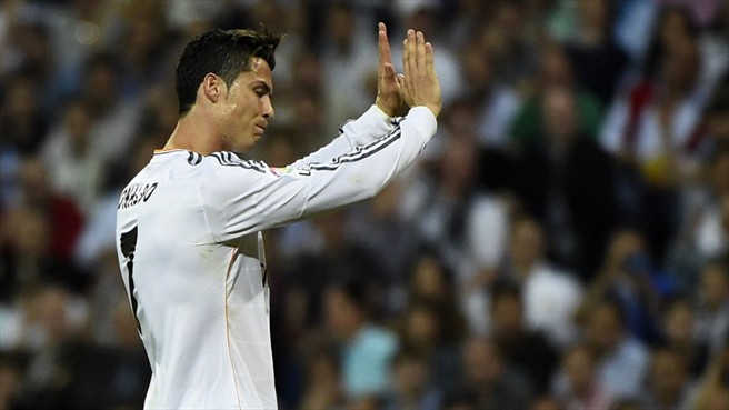 کریستیانو رونالدو|عکس العمل خص کریس رونالدو مقابل هواداران