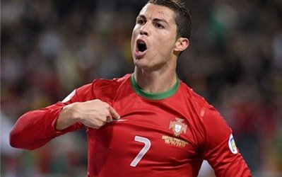 رونالدو بر سر دو راهی سلامتی و افتخار