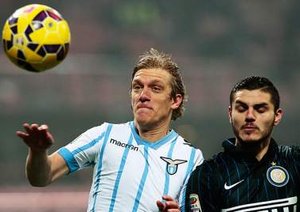 مائورو  ایکاردی