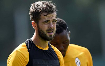 بارسلونا به دنبال میرالم پیانیچ / کوتینیو دیگر گزینه اول نیست