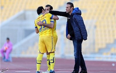 قنبرزاده: رضا نوروزی با نفت قرارداد دارد/ جریمه میلیونی برای مذاکره غیرقانونی