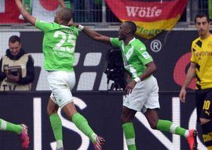 شادی بازیکنان وولفسبورگ|وولفسبورگ 2 - 1 بوروسيا دورتموند / بوندسلیگا