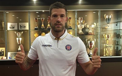 مهاجم سابق لیگ برتر انگلیس در نزدیکی پرسپولیس