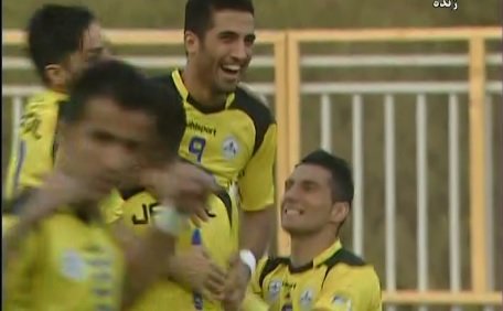 ویدئو : گل اول نفت تهران(وحید امیری)