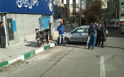 اقدام به خودسوزی مقابل باشگاه استقلال!