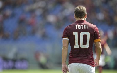 پائولو فالکائو: توتی شایسته توپ طلا است