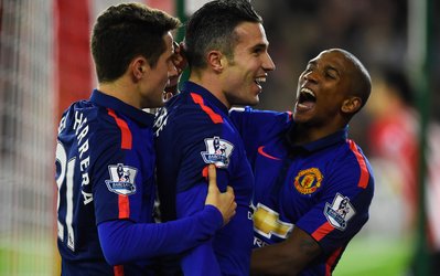 لیگ جزیره | ساوتهمپتون 1 - منچستر یونایتد 2 / پنجمین پیروزی متوالی شاگردان فن‌خال