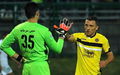 گردانی: بازیکنان برای فرکی جان می دهند/ اول سپاهان، بعد تیم ملی