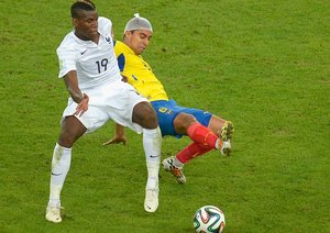 پل پوگبا - کریستیان نُبُئا تِلو