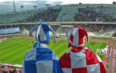 گزارش ویژه | سرشناس‌ها طرفدار چه تیمی هستند؟ / از رییس‌جمهور استقلالی تا تتلوی پرسپولیسی!