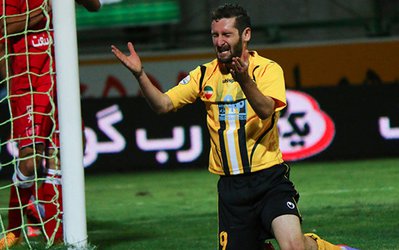 باشگاه سپاهان فردا در خصوص خلعتبری تصمیم‌گیری می‌کند