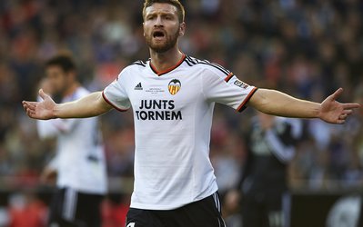 تاتنهام خواهان دو ملی‌پوش آلمانی و الجزایری والنسیا