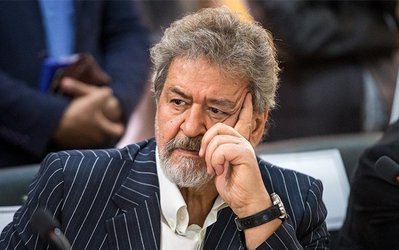 عابدینی: هدایتی کنار کشید تا آقایان متوجه شوند دنیا دست کیست/  بدهی 100 ميلياردی هدايتی كاملا طبيعي است/ هر وقت مشكل دارند ياد ما مي‌افتند