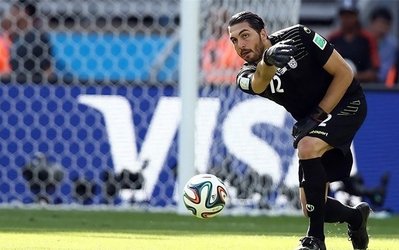 نویر برجسته‌ترین دروازه‌بان جام، حقیقی برترین آسیایی