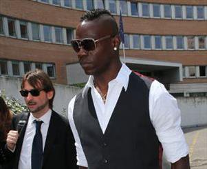 دردسر جدید برای ستاره فوتبال ایتالیا به خاطر یک دختر