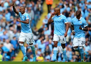 فرناندینیو|منچستر سیتی 2 - 0 واتفورد / لیگ جزیره