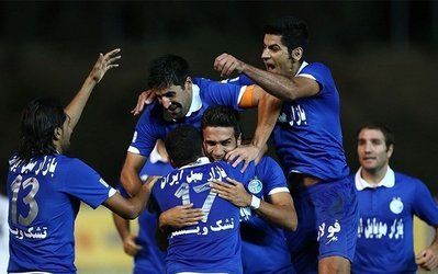 پورحیدری: بازیکنان استقلال با عشق بازی می‌کنند