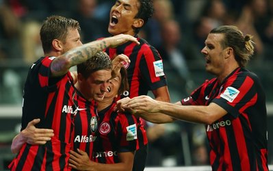 بوندسلیگا | فرانکفورت 3 - کلن 2 / برد خانگی اینتراخت در برابر کلن