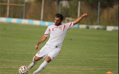 در ورزشگاه تبریز برخورد خوبی با تماشاگران صورت نمی‌گیرد/ دلیر «روبن» تیم ماست