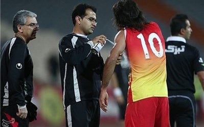 دفاع تمام قد استاندار خوزستان از تیم فولاد