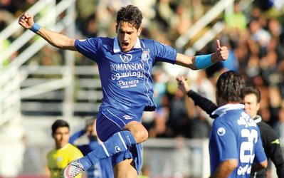 سه بازیکنی که با استقلال وارد مذاکره شده‌اند