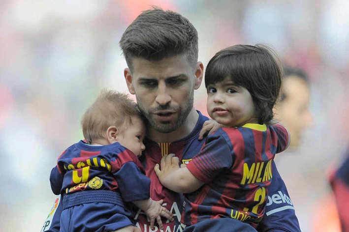 Gerard Pique And His Sons.jpg