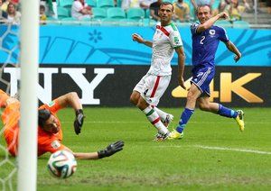 ورساجویچ|لحظه باز شدن دروازه ایران توس مهاجم بوسنی .