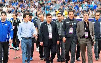 انقلابی که قلعه‌نویی وعده داده بود چه شد/ استقلال رنگ جوانی را می‌بیند؟