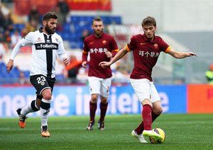 درگیری دو بازیکن سر توپ|رم 0 - 0 پارما