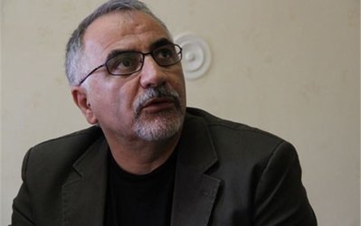 حاجیلو: مقابل پرسپولیسی که حاشیه دارد امتیاز کامل را می‌خواهیم