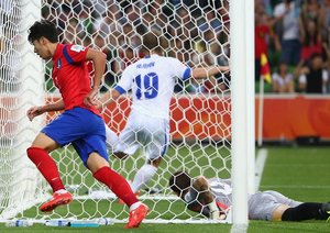 شادی بازیکن کره بعد از گلزنی|کره جنوبی 2 - 0 ازبکستان / جام ملت های آسیا