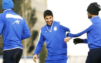 بیگ‌زاده: ماندن یا رفتنم ربطی به قلعه‌نویی ندارد/ بازیکن آزادم