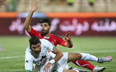 طارمی: مدیران پرسپولیس همیشه در جلسه هستند، آنها باید درباره داوری حرف بزنند