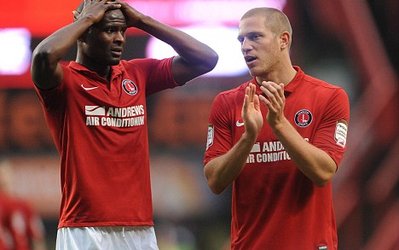 شکست چارلتون مقابل بارنسلی در حضور قوچان‌نژاد