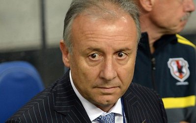 زاکرونی: "گزینه بازنشستگی هنوز روی میز است"